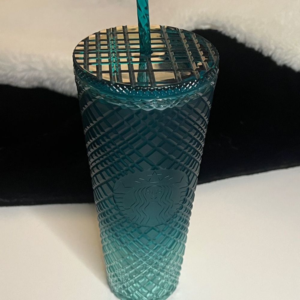 NWT Starbucks 2023 Green Gradient Ombre Jeweled Cold Cup Tumbler Venti